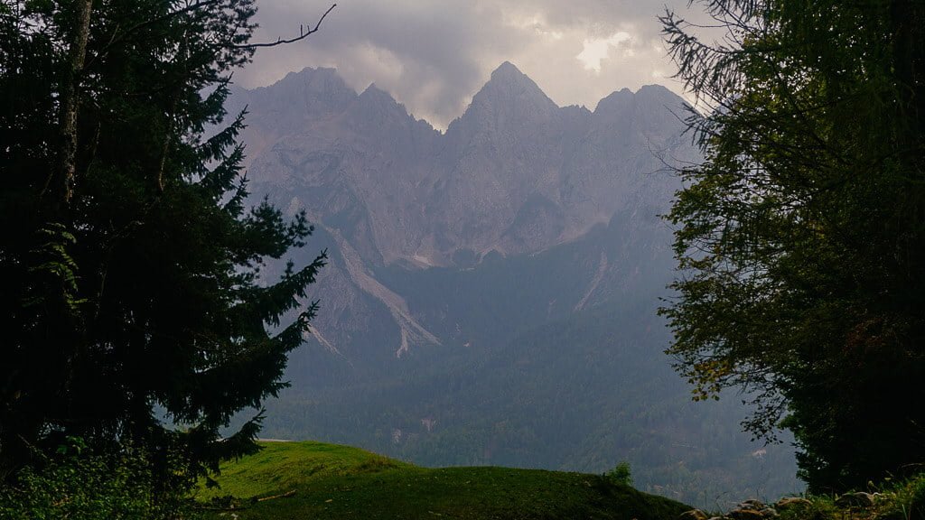 Panorama der Berggipfel des Triglav Nationalparks bei Kranjska Gora