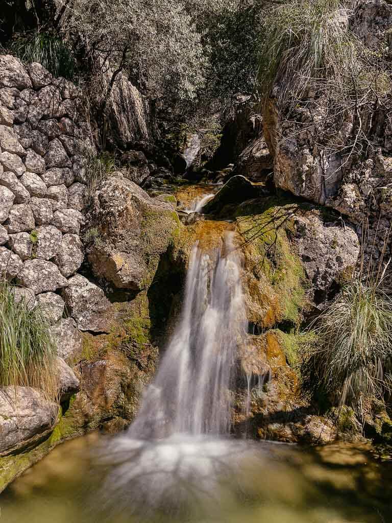 Tramuntana - Wasserfall in der Schlucht von Biniaraix