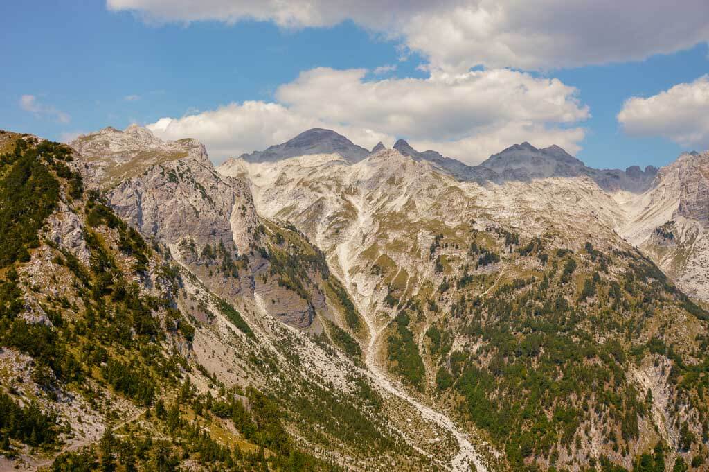 Peaks of the Balkans Dinarisches Gebirge zwischen Theth und Valbone