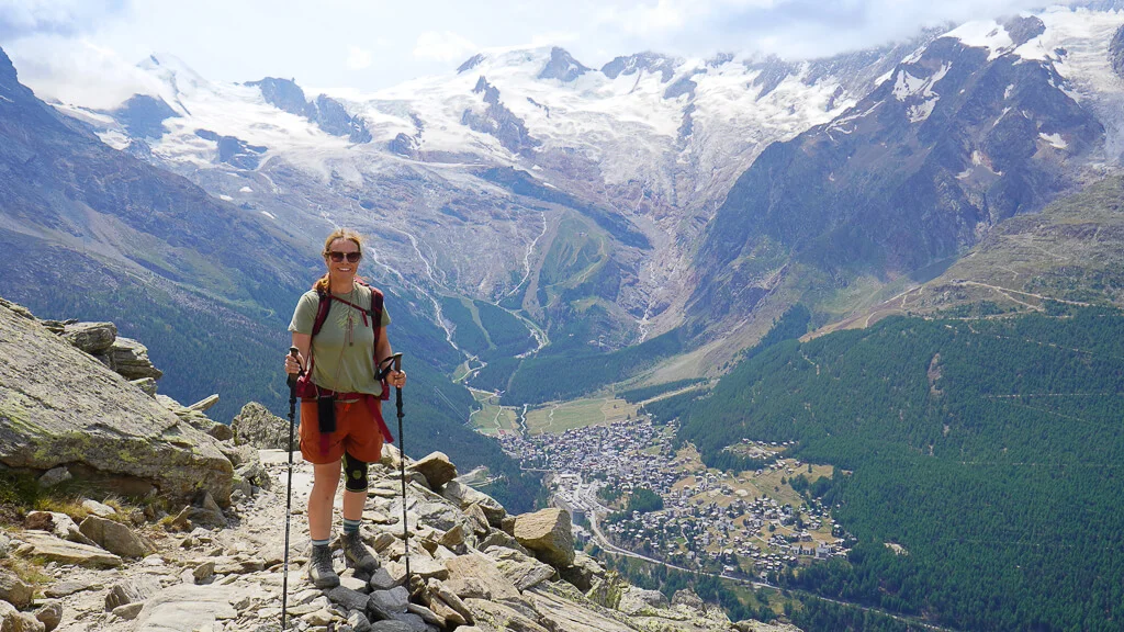 Saastal wandern mit Couchflucht auf dem Almageller Höhenweg