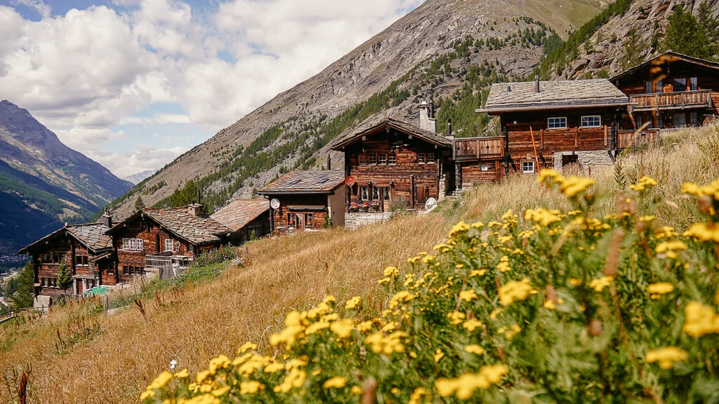 Saastal wandern zum Dorf Furggstalden