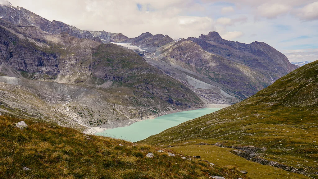 Wandern im Saastal zum Mattmark-Stausee