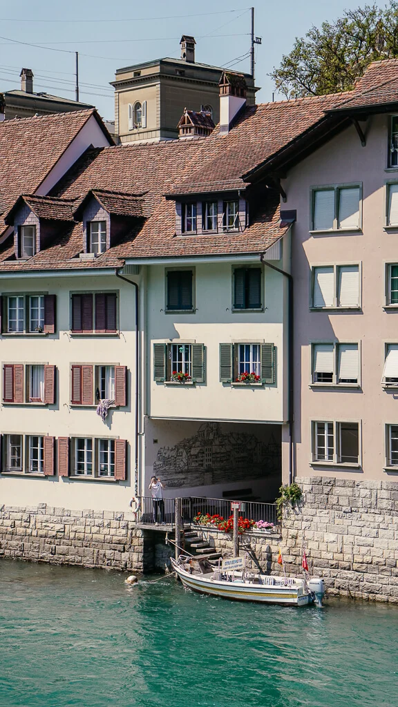 Aare in der Altstadt von Bern