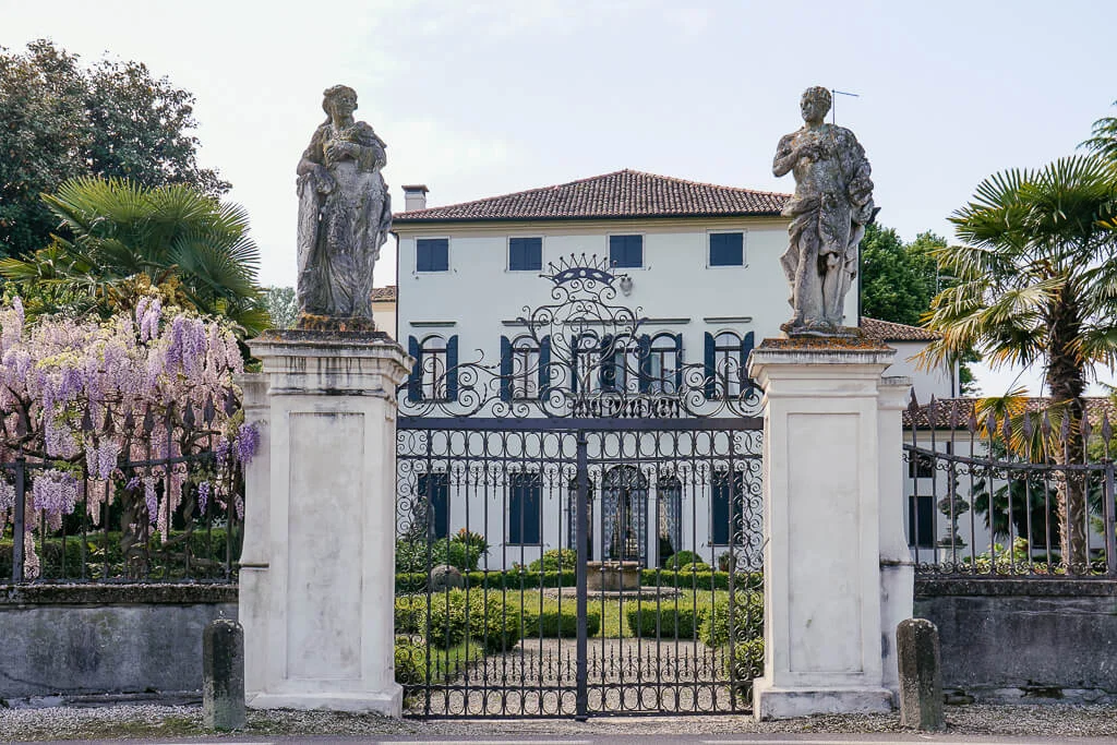Eurobike Radreise von Bozen nach Venedig mit pomp&ouml;ser venezianischer Villa