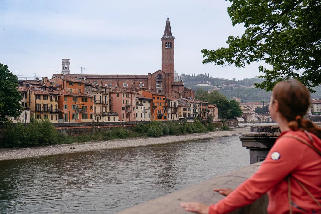 Couchflucht an der Etsch in Verona