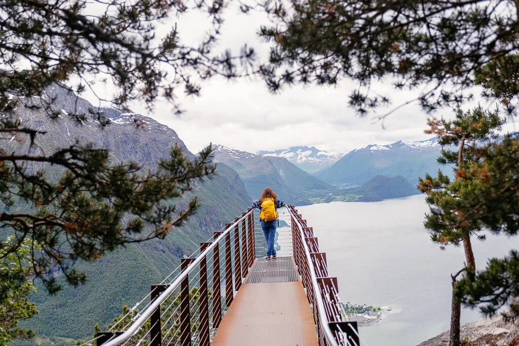 Grandioser Aussichtspunkt Rampestreken bei Åndalsnes beim Norwegen Roadtrip